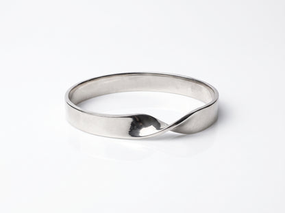 Minimalist Silver & Gold Plated Twisted Band Bangle for Women