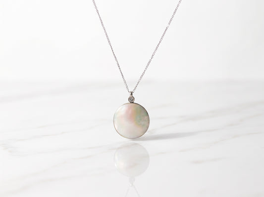 Round shape  Mother of Pearl Pendant  – Silver plated