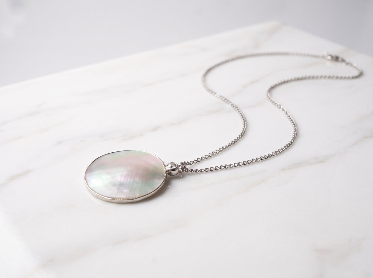Round shape  Mother of Pearl Pendant  – Silver plated