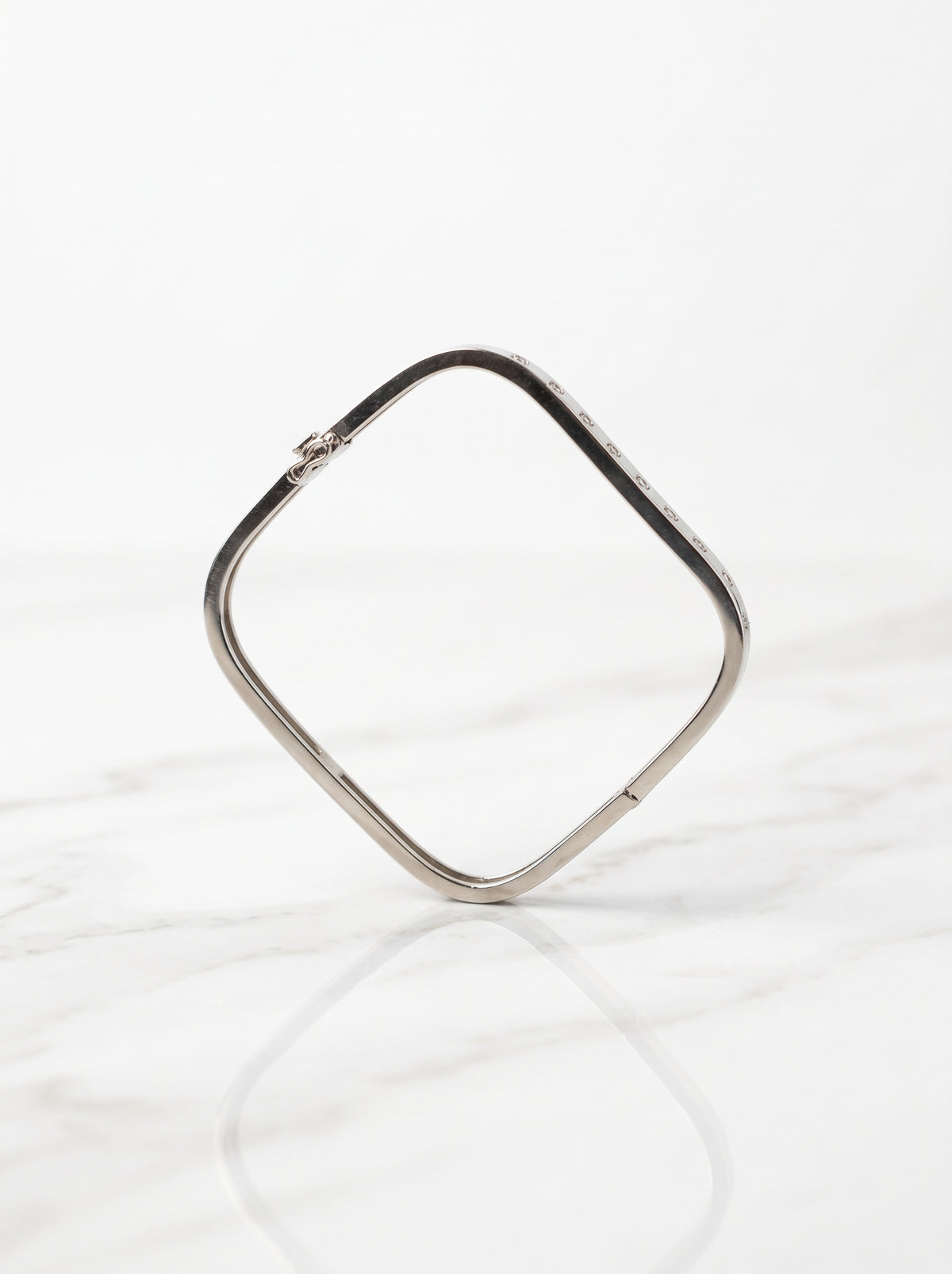 Silver Bezel-Set Zircon Square-Curved Hinged Bracelet