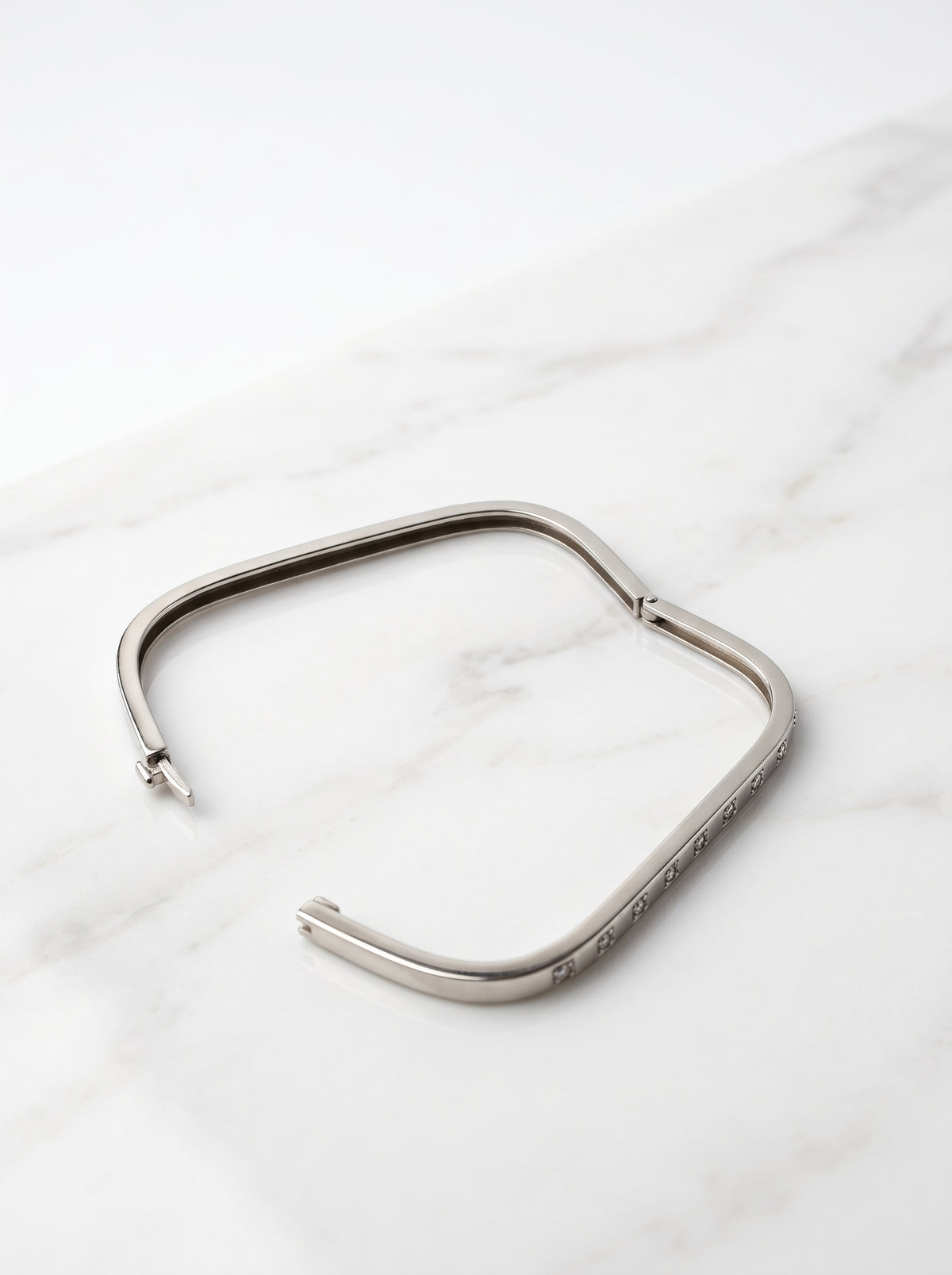 Silver Bezel-Set Zircon Square-Curved Hinged Bracelet