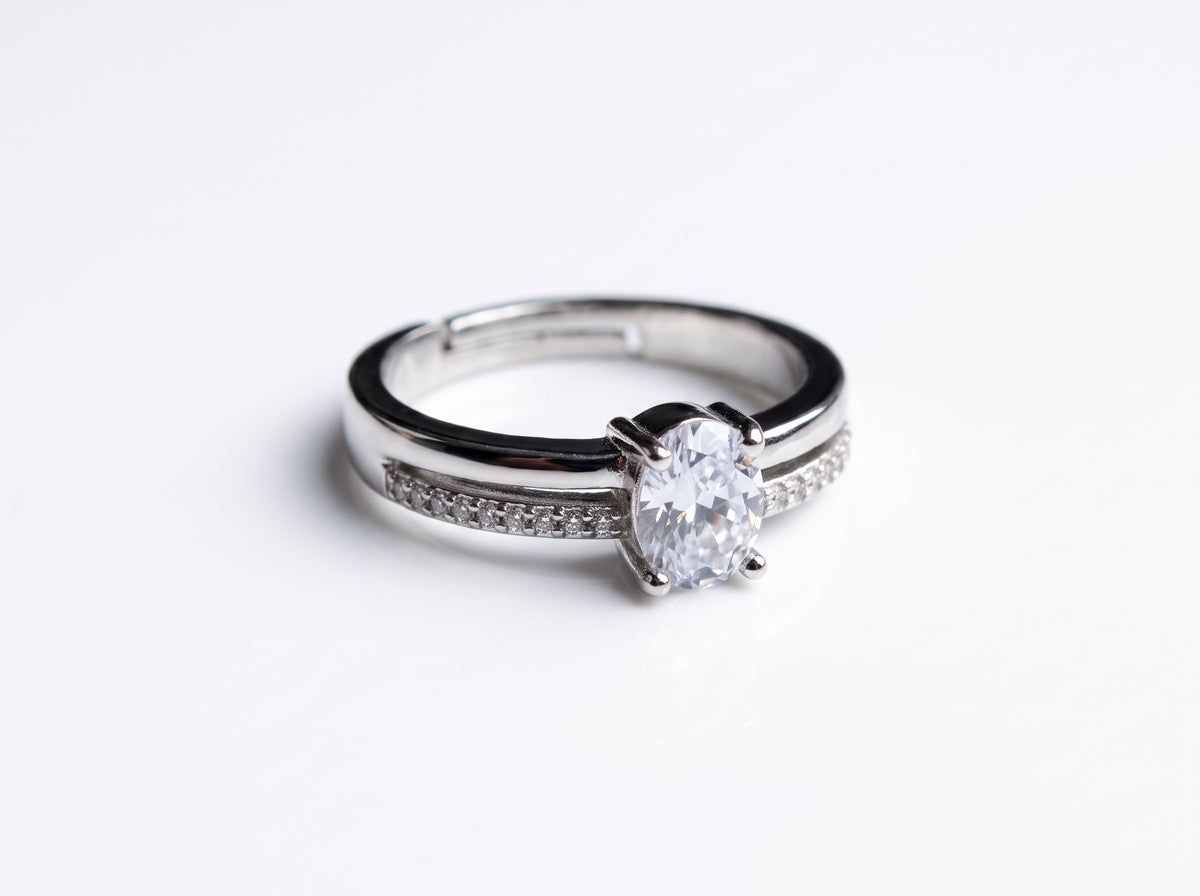Silver plated Oval Clear Zircon Split-Band Pavé Ring